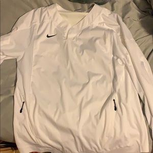 Men’s Nike pullover-White